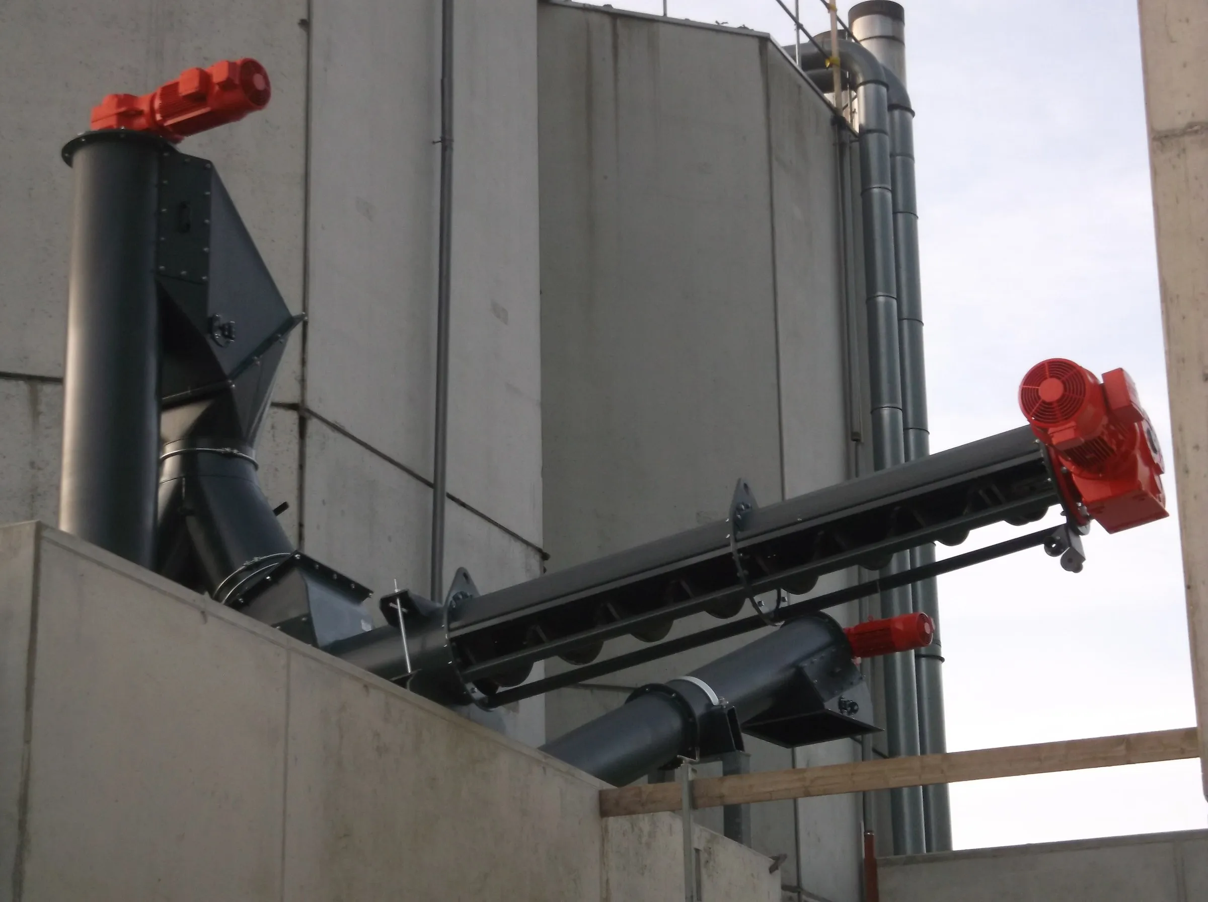 Shaftless conveying system by Wildfellner at a wood gasification plant
